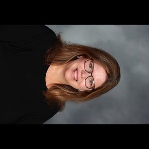 Meet your Posher, Deborah